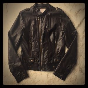 Women’s VEGAN leather jacket.